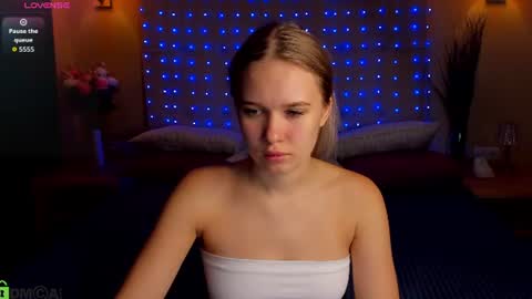 Snapshot of toni_pittmann chatting on July 21, 1:08 am toni_pittmann online show from July 21, 1:08 am