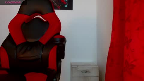 TONI BELMONT online show from December 21, 9:25 pm