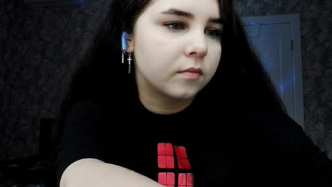 Snapshot of tonishaholje chatting on December 16, 10:53 am Zara online show from December 16, 10:53 am