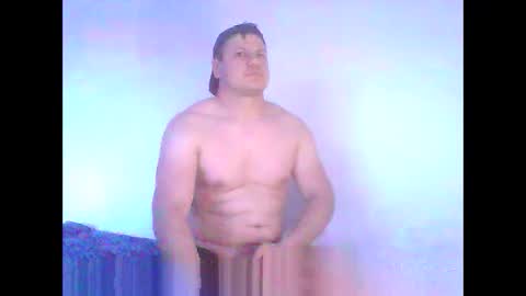 Snapshot of tonny54880 chatting on December 31, 7:10 am tonny54880 online show from December 31, 7:10 am