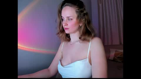 Snapshot of tony_and_alice chatting on May 14, 7:42 pm Tony and Alice online show from May 14, 7:42 pm