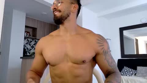 tony muscle1 online show from February 14, 8:16 pm