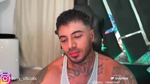 Snapshot of tony_newmen chatting on June 30, 9:16 pm tony online show from June 30, 9:16 pm