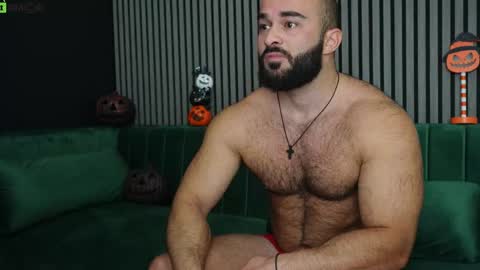 Snapshot of tony_storm chatting on October 31, 9:21 am Tony online show from October 31, 9:21 am