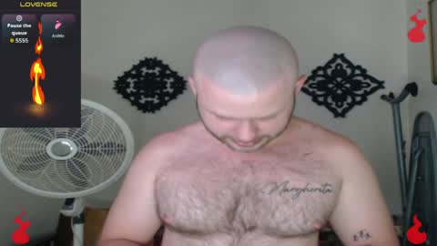 Snapshot of tony_white_7 chatting on June 6, 1:21 am TONY online show from June 6, 1:21 am