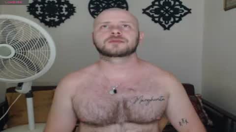 Snapshot of tony_white_7 chatting on July 27, 10:50 pm TONY online show from July 27, 10:50 pm