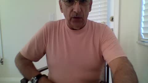 Snapshot of tonymcfly99 chatting on December 4, 8:40 pm tonymcfly99 online show from December 4, 8:40 pm