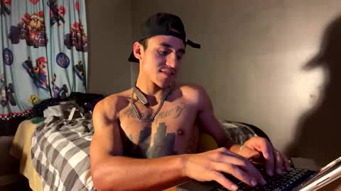 Snapshot of tonyterror22 chatting on April 24, 9:01 am tonyterror22 online show from April 24, 9:01 am