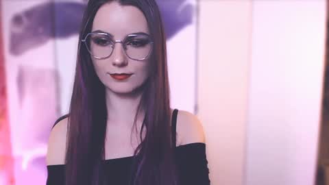 Snapshot of too_beautiful chatting on January 24, 8:22 pm Elizabeth online show from January 24, 8:22 pm