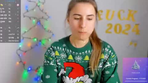 Snapshot of tooboringgirl chatting on December 9, 7:07 pm Alisson online show from December 9, 7:07 pm