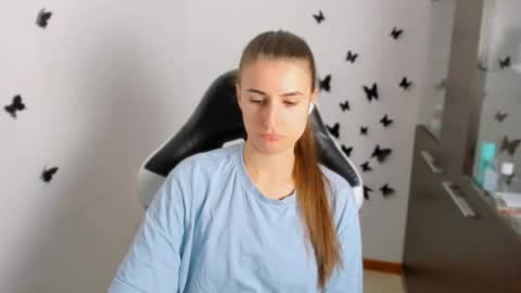 Snapshot of tooboringgirl chatting on September 30, 3:50 pm Alisson online show from September 30, 3:50 pm