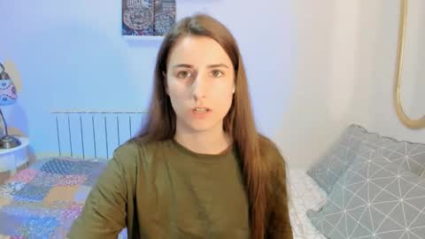 Snapshot of tooboringgirl chatting on November 15, 4:03 pm Alisson online show from November 15, 4:03 pm