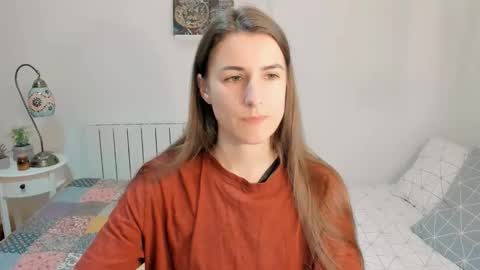 Snapshot of tooboringgirl chatting on December 2, 7:31 pm Alisson online show from December 2, 7:31 pm