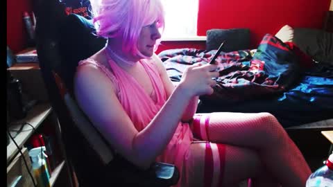 toodddy online show from March 26, 7:14 am