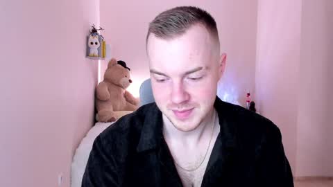 Snapshot of toohornyserj chatting on January 23, 9:50 pm toohornyserj online show from January 23, 9:50 pm