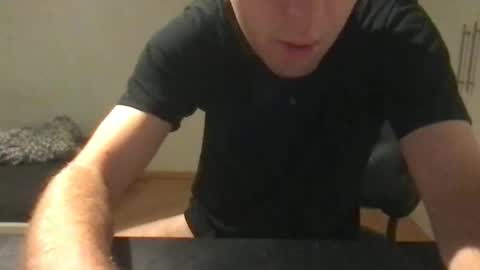 Snapshot of toohottobetrue21 chatting on October 3, 5:04 am Max online show from October 3, 5:04 am