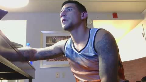 toomuchsmoke online show from December 7, 6:10 am