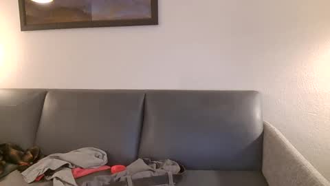 toomuchsmoke online show from February 15, 8:11 am