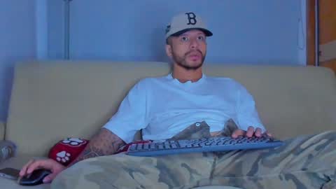 Tony Dee online show from January 14, 1:47 am