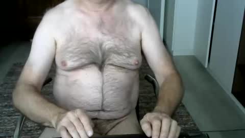 Snapshot of tooohard chatting on October 28, 10:30 am Alex online show from October 28, 10:30 am