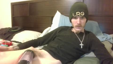 Snapshot of tootall803 chatting on January 16, 4:49 am TooTall803 online show from January 16, 4:49 am