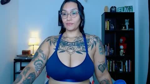 toothyy online show from May 16, 7:45 pm