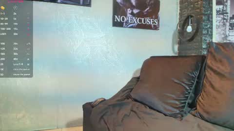 Snapshot of toower_ chatting on June 10, 4:34 am T O W E R online show from June 10, 4:34 am