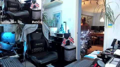 Snapshot of topalphaboss chatting on November 1, 5:04 pm topalphaboss online show from November 1, 5:04 pm