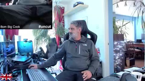 Snapshot of topalphaboss chatting on November 8, 10:59 am topalphaboss online show from November 8, 10:59 am