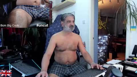 Snapshot of topalphaboss chatting on November 9, 11:36 pm topalphaboss online show from November 9, 11:36 pm