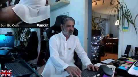 Snapshot of topalphaboss chatting on November 14, 3:22 pm topalphaboss online show from November 14, 3:22 pm