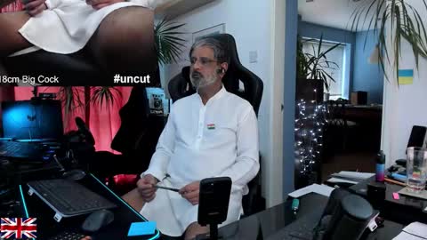 Snapshot of topalphaboss chatting on November 29, 1:03 pm topalphaboss online show from November 29, 1:03 pm