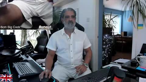 Snapshot of topalphaboss chatting on December 5, 1:20 pm topalphaboss online show from December 5, 1:20 pm