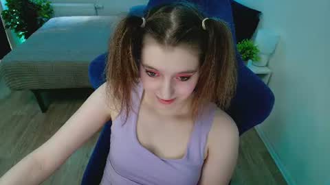 Snapshot of topcranberry chatting on June 22, 1:08 pm topcranberry online show from June 22, 1:08 pm