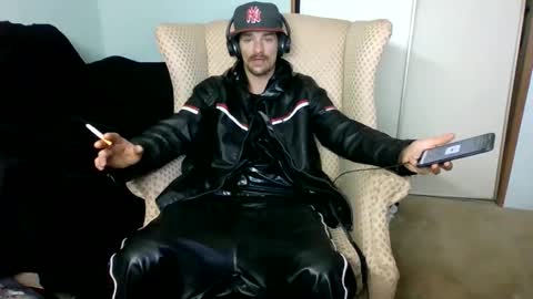 SagMeOreduceMe online show from November 17, 7:19 pm