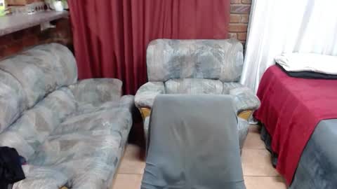 Snapshot of toptobottom4u chatting on November 4, 10:58 am toptobottom4u online show from November 4, 10:58 am