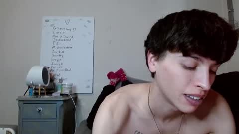 Snapshot of topzaddy chatting on December 9, 1:18 am TopZaddy online show from December 9, 1:18 am