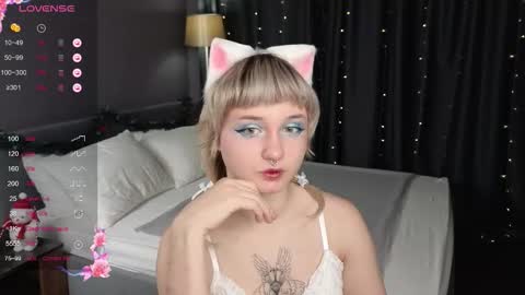 Tori online show from November 30, 12:14 am