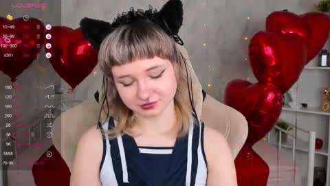 Tori online show from February 11, 12:15 am