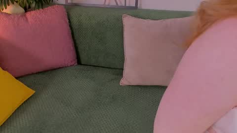 Snapshot of tori_the_witch chatting on September 21, 5:31 am Tori online show from September 21, 5:31 am