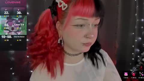 Snapshot of toriayun0 chatting on January 31, 9:57 pm your personal gothic girl check it online show from January 31, 9:57 pm