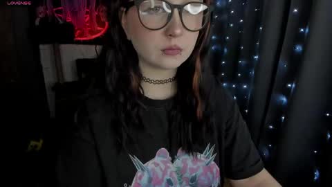 Snapshot of toriayun0 chatting on March 23, 10:25 pm your personal gothic girl check it online show from March 23, 10:25 pm