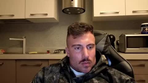 toro_arrapato online show from November 24, 3:56 pm