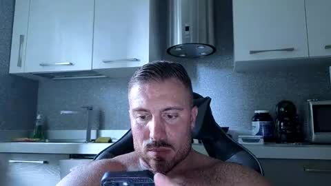 Snapshot of toro_arrapato chatting on May 11, 3:07 pm toro_arrapato online show from May 11, 3:07 pm