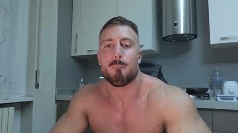 Snapshot of toro_arrapato chatting on June 26, 7:51 pm toro_arrapato online show from June 26, 7:51 pm