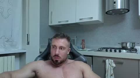 Snapshot of toro_arrapato chatting on June 29, 12:17 am toro_arrapato online show from June 29, 12:17 am