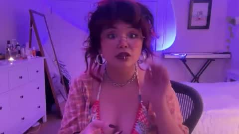 boy luna  next stream thurs 226  855pm 0 pst  online show from February 27, 5:07 am