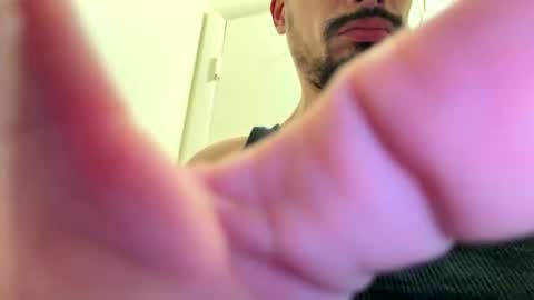 Snapshot of toronto5656 chatting on November 3, 7:20 am toronto5656 online show from November 3, 7:20 am