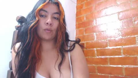 Snapshot of torres_karla chatting on February 19, 5:03 am karla online show from February 19, 5:03 am