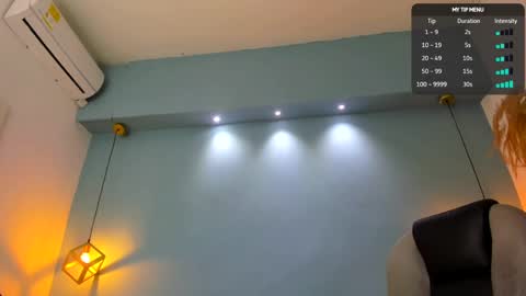 Snapshot of tory_bbc chatting on October 14, 4:35 am Torybigdick online show from October 14, 4:35 am